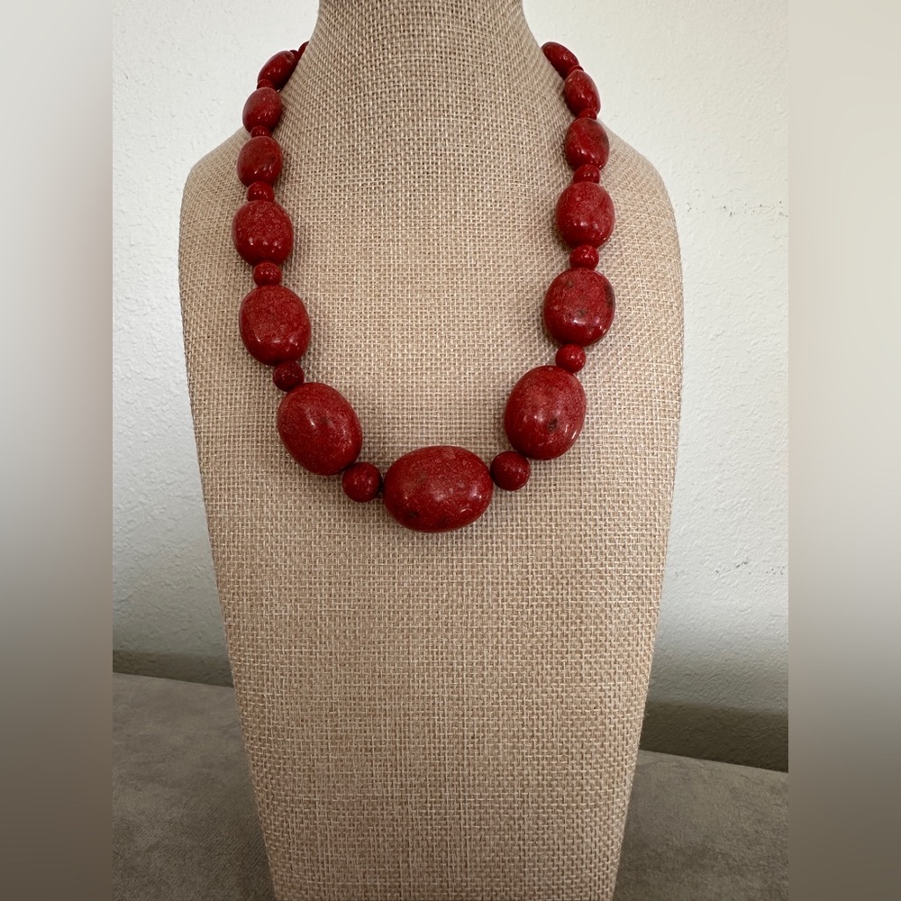 Red coral statement bead necklace by Jay King - Picture 2 of 11